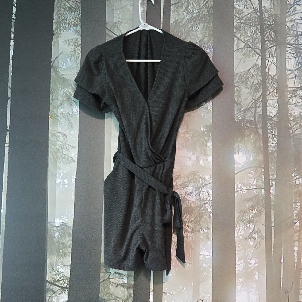 Elegant Gray Jumpsuit